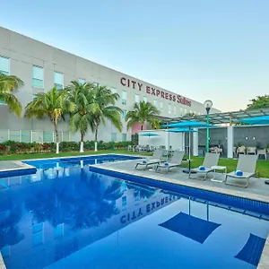 4* Hotel apartamentowy Express By Marriott
